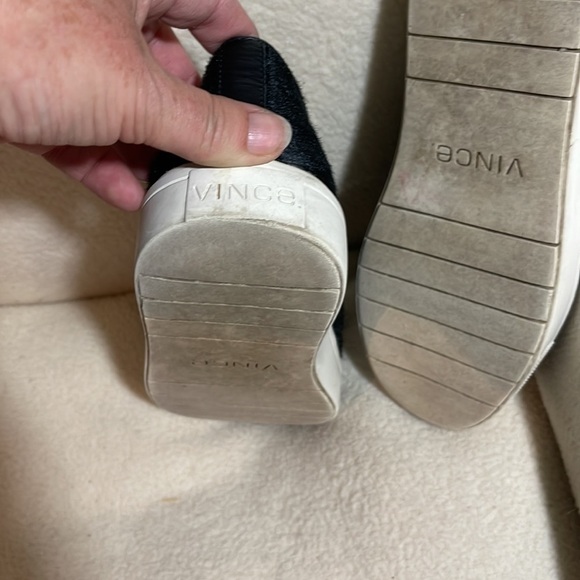 VINCE low faux fur slip on sneakers - Picture 10 of 10